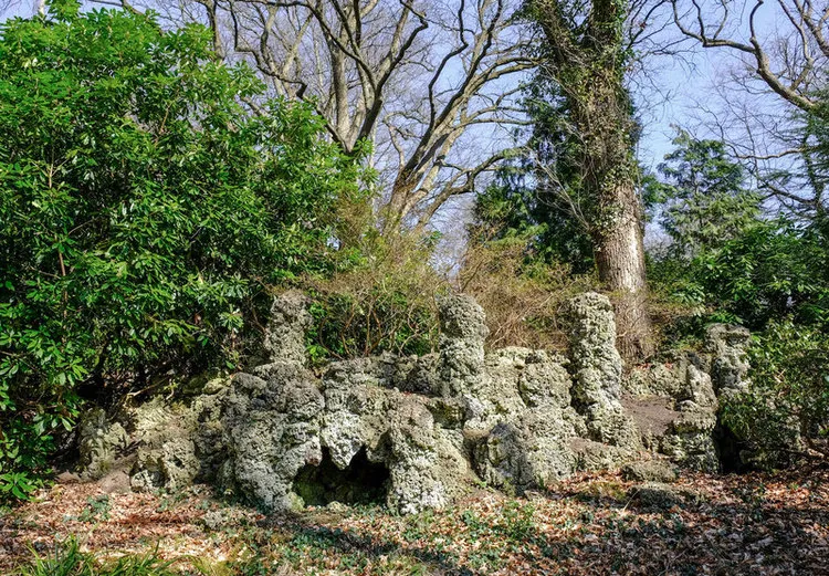 Die Kalksteingrotte im Wilmans Park